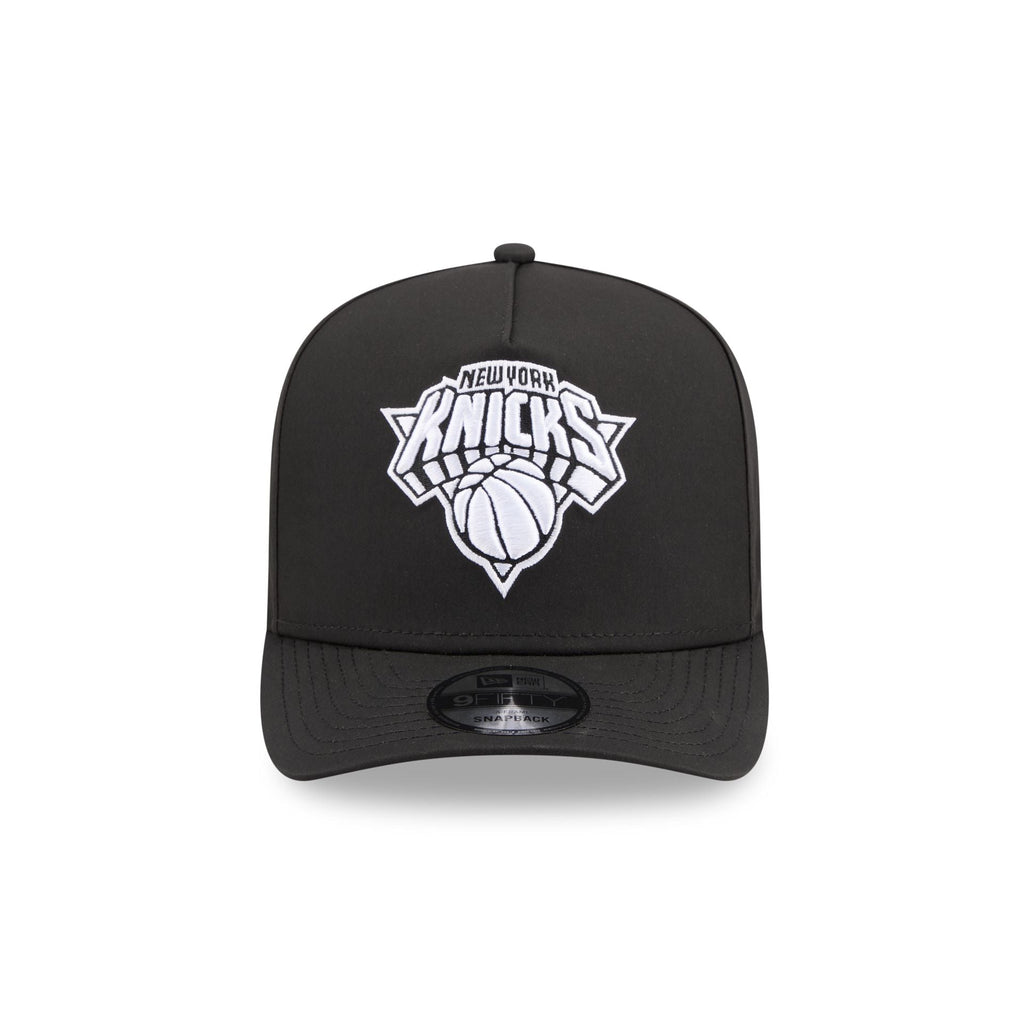 New York Knicks GORE-TEX Black 9FIFTY A-Frame Snapback Hat